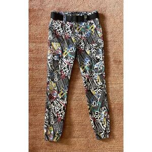 V.I.P. Graffiti Print Women’s Stretch Cargo Joggers Pants Size 5/6